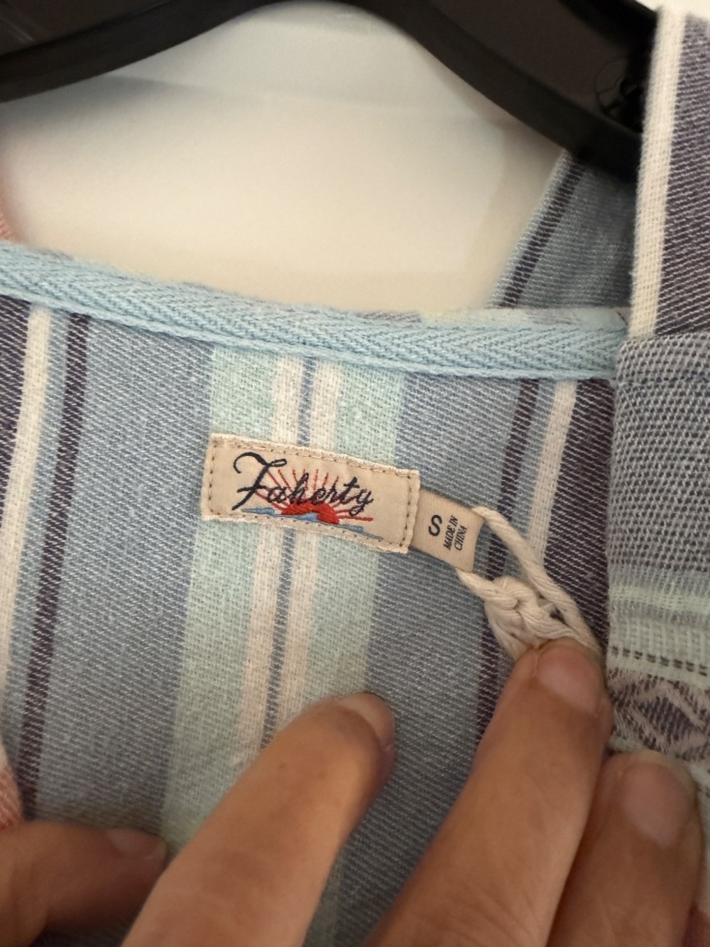 Faherty pullover - Picture 3 of 5